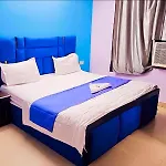 Happy Inn - Near Saket Metro